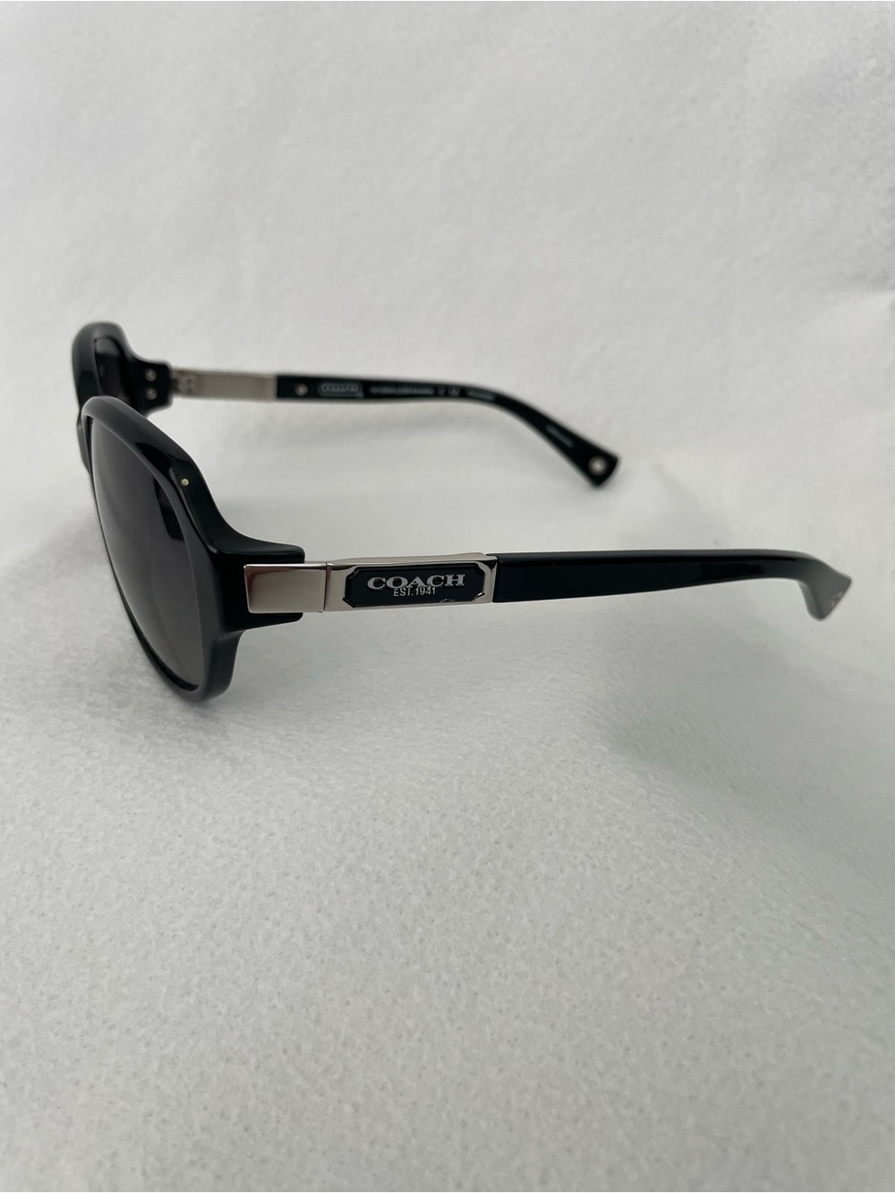 Coach Black Stylish Oversized Women's Sunglasses with Original Monogram Case - Picture 6 of 13